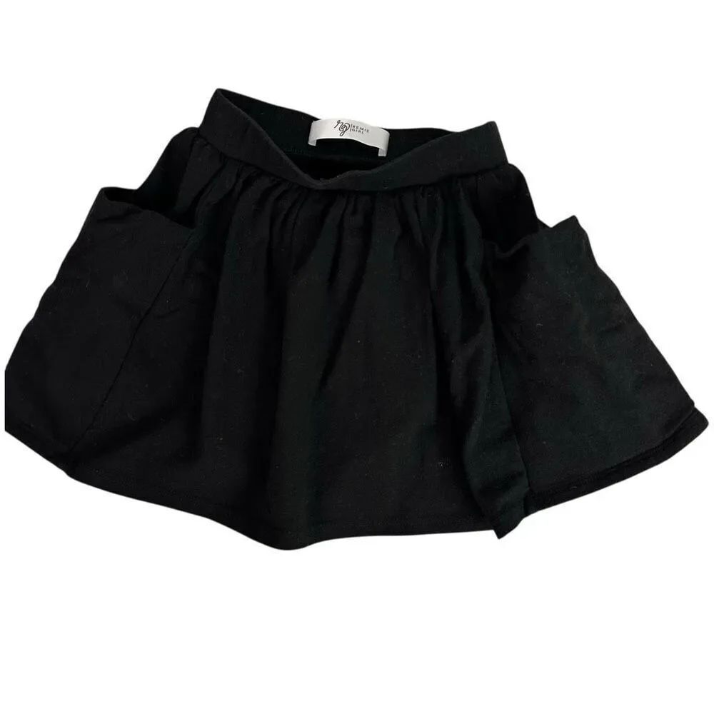 Remie Girl Skirt size 4 Black with Pockets
